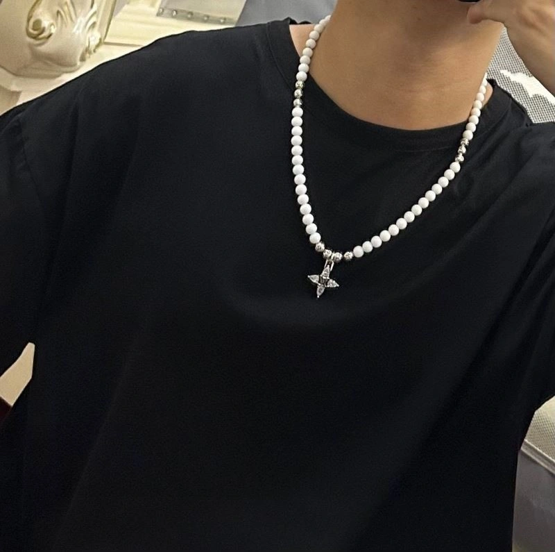 Louis Vuitton Necklaces OdorResistant 249388