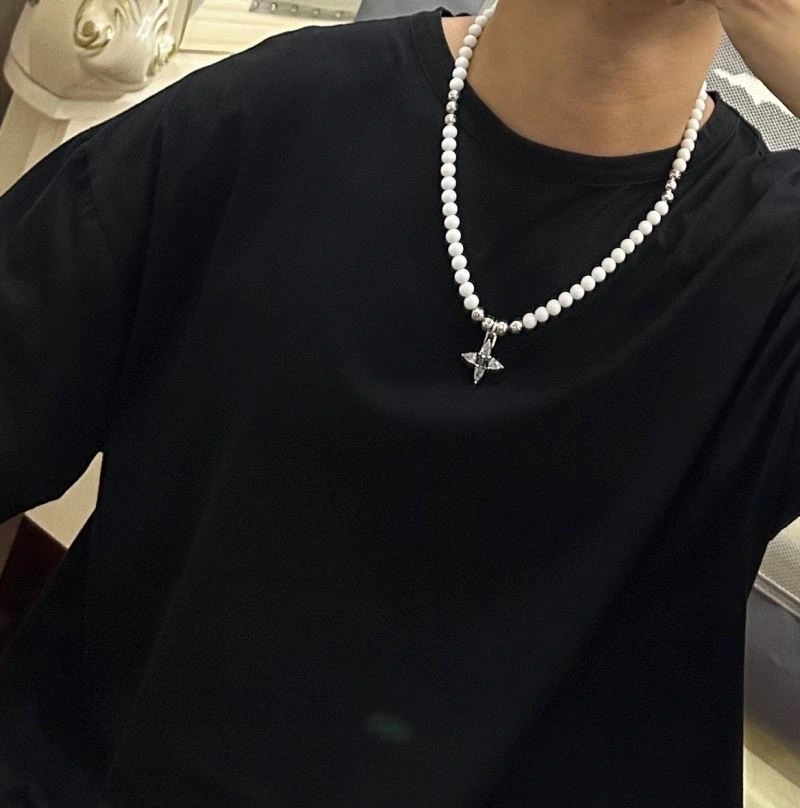 Louis Vuitton Necklaces OdorResistant 249388