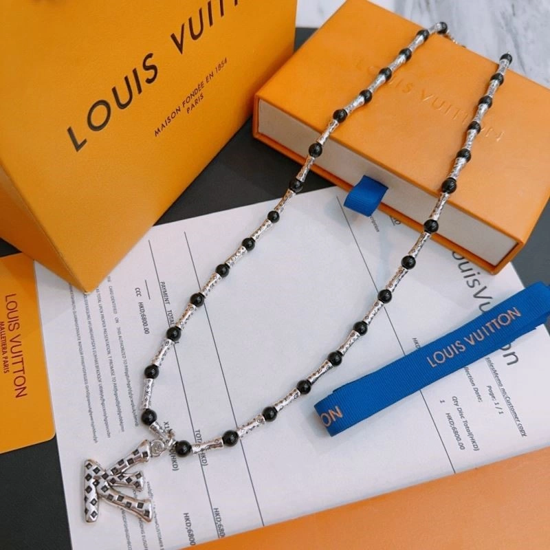 Louis Vuitton Necklaces EasyMatch 249386