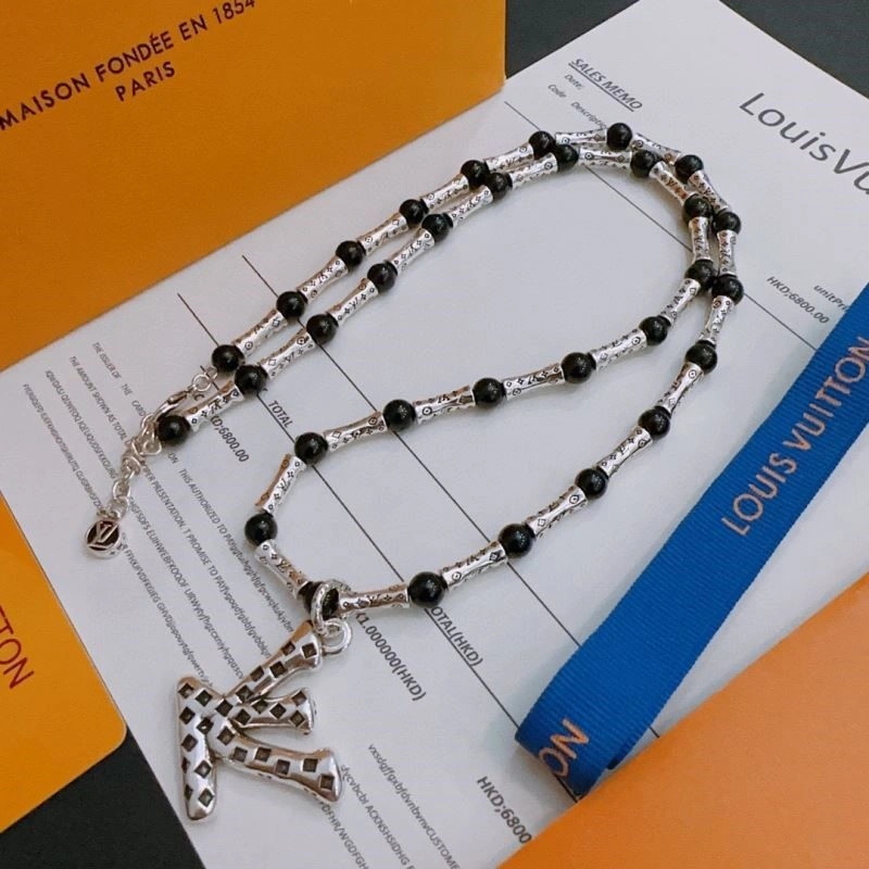 Louis Vuitton Necklaces EasyMatch 249386