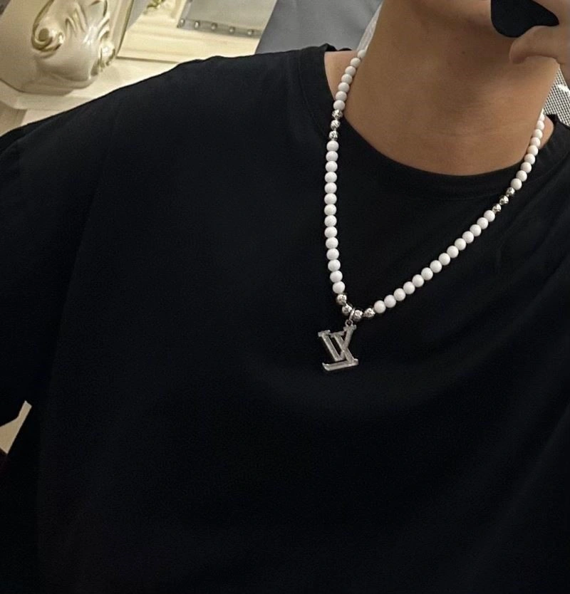 Louis Vuitton Necklaces BestValue 249385