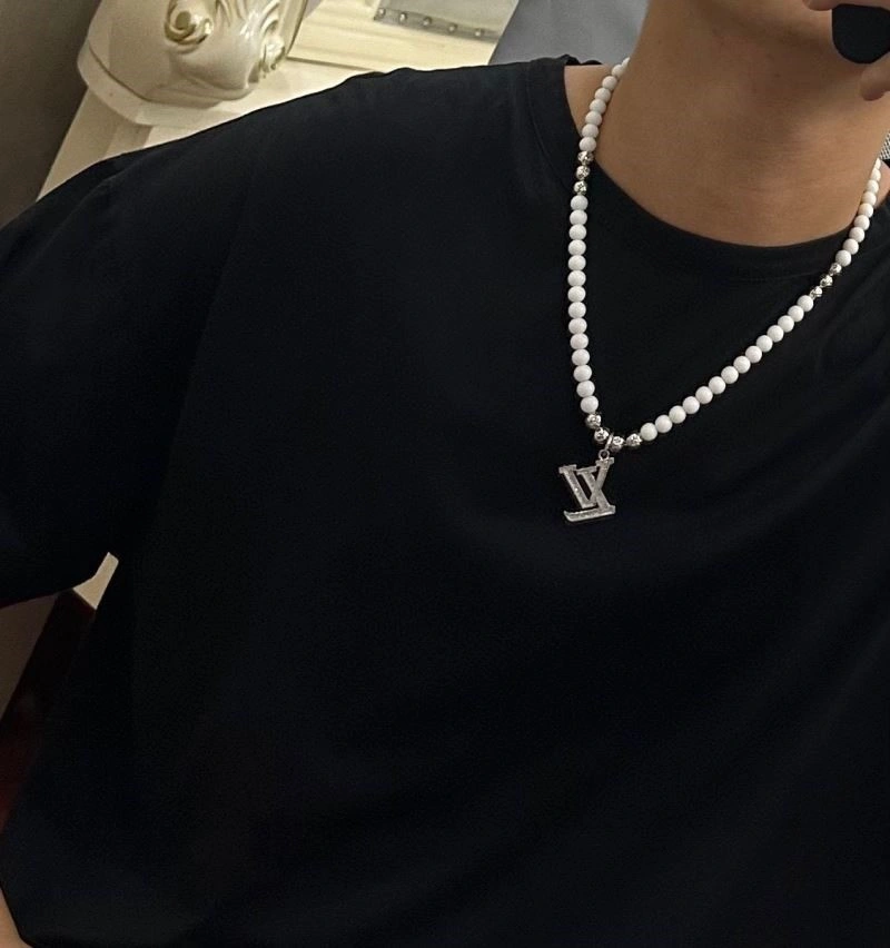 Louis Vuitton Necklaces BestValue 249385