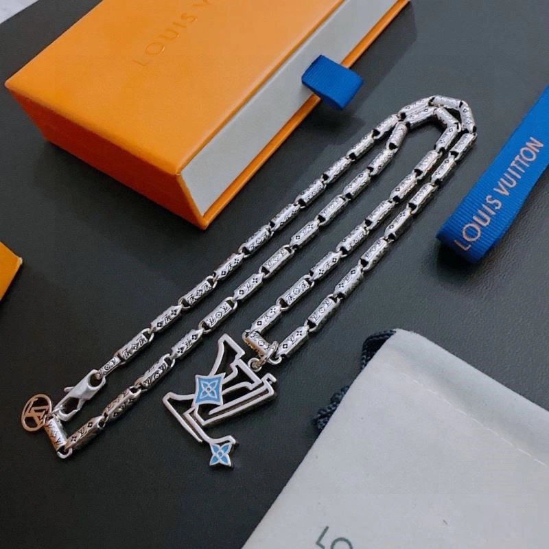 Casual Louis Vuitton Necklaces 249364