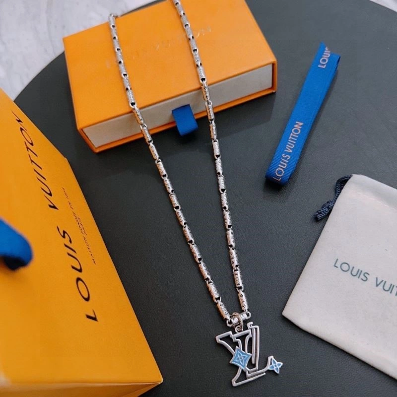 Casual Louis Vuitton Necklaces 249364