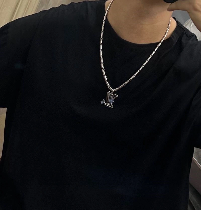 Casual Louis Vuitton Necklaces 249364