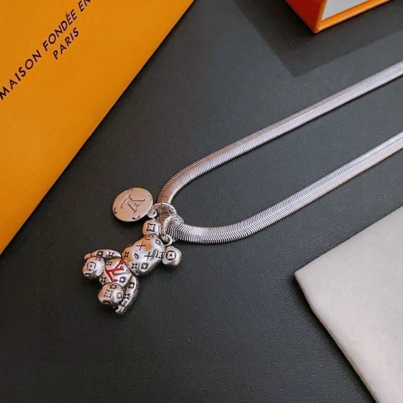 Louis Vuitton Necklaces AllSeason 249379