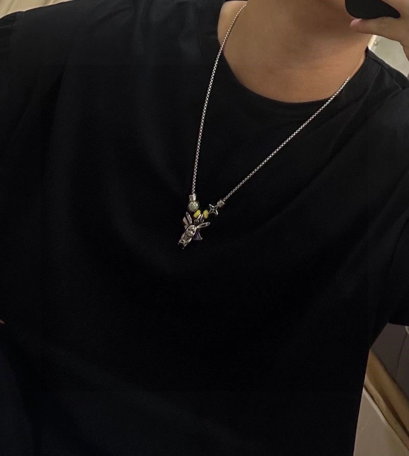 Comfortable Louis Vuitton Necklaces 249381