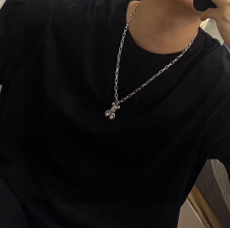Louis Vuitton Necklaces Unique 249377