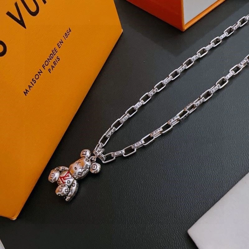 Louis Vuitton Necklaces Unique 249377