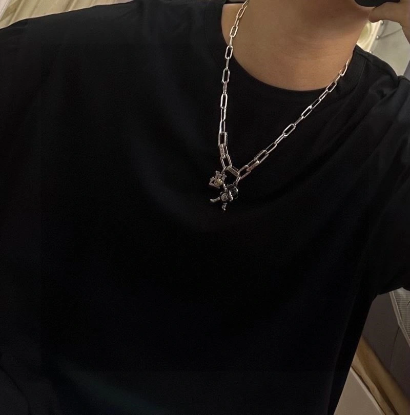 Louis Vuitton Necklaces Neat 249355