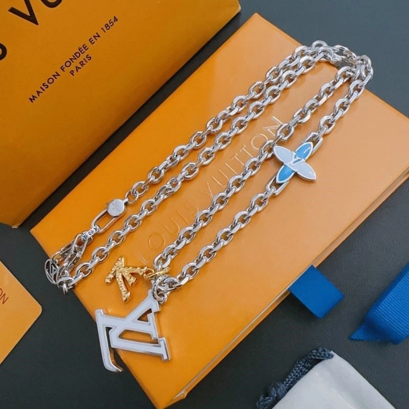 Louis Vuitton Necklaces Flexible 249368