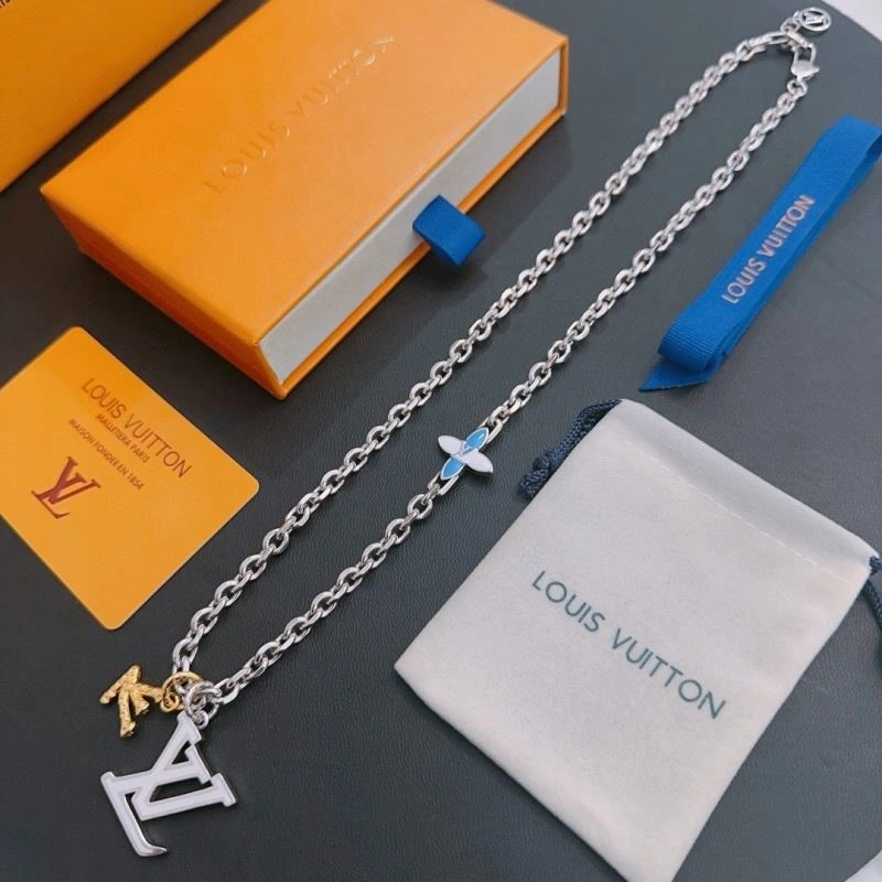 Louis Vuitton Necklaces Flexible 249368