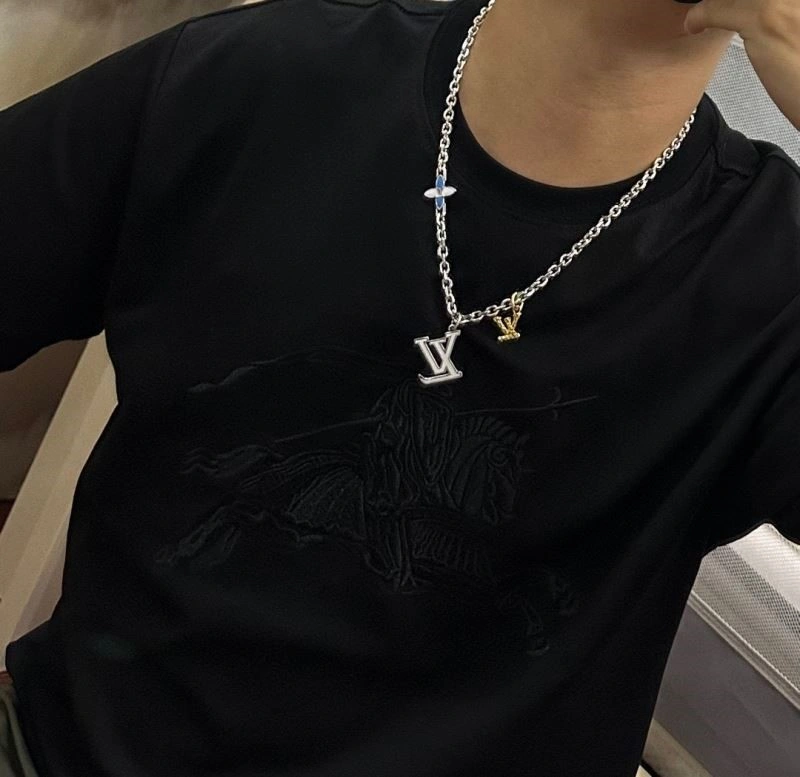 Louis Vuitton Necklaces Flexible 249368