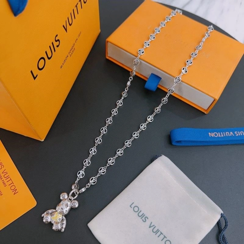 AllSeason Louis Vuitton Necklaces 249366