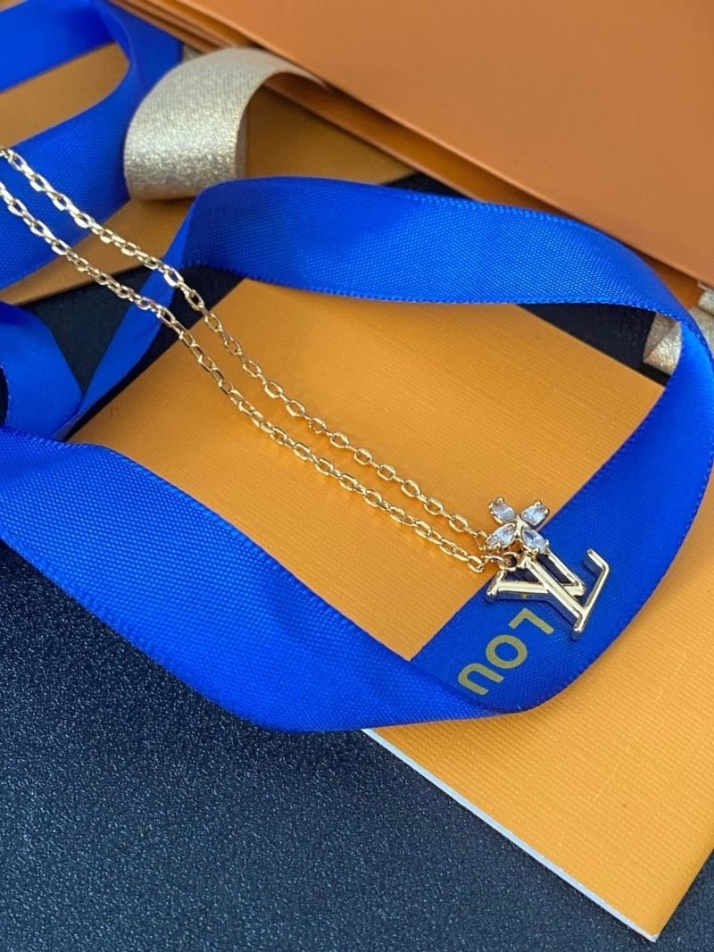 Louis Vuitton Necklaces Casual 249353