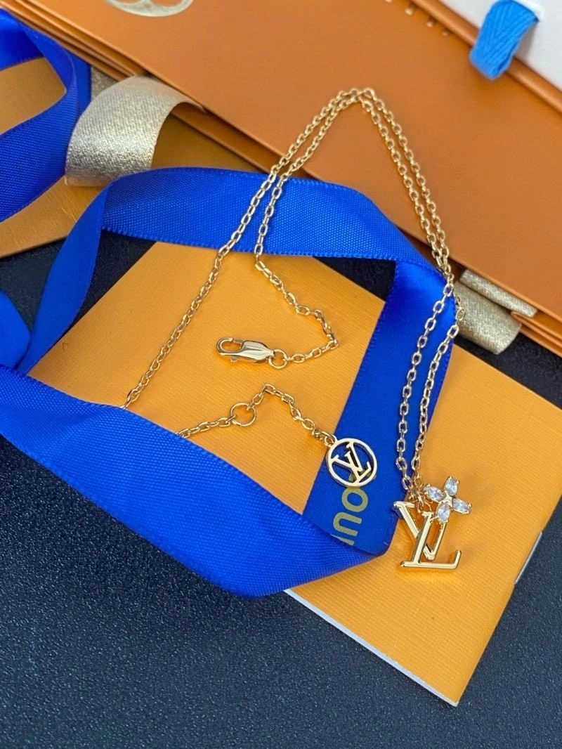 Louis Vuitton Necklaces Casual 249353