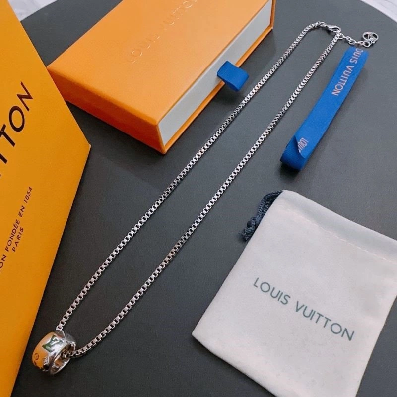 Louis Vuitton Necklaces Resilient 249370