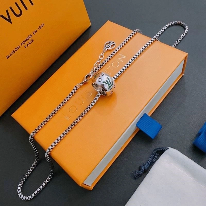 Louis Vuitton Necklaces Resilient 249370