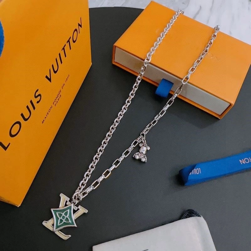 Louis Vuitton Necklaces WeatherProof 249349