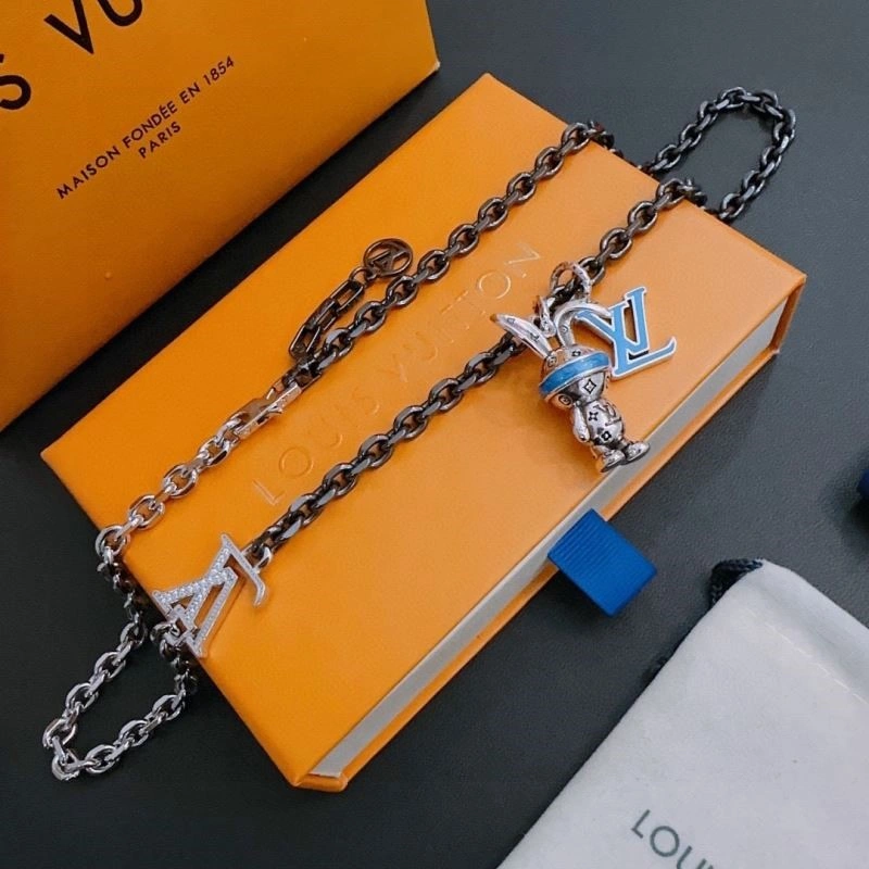 Louis Vuitton Necklaces Durable 249350