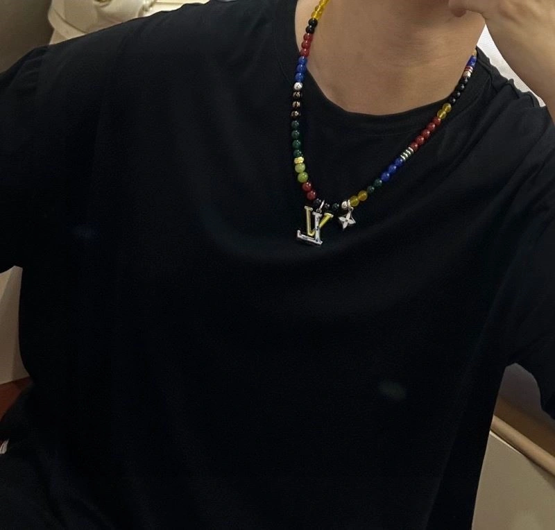 Louis Vuitton Necklaces Premium 249348