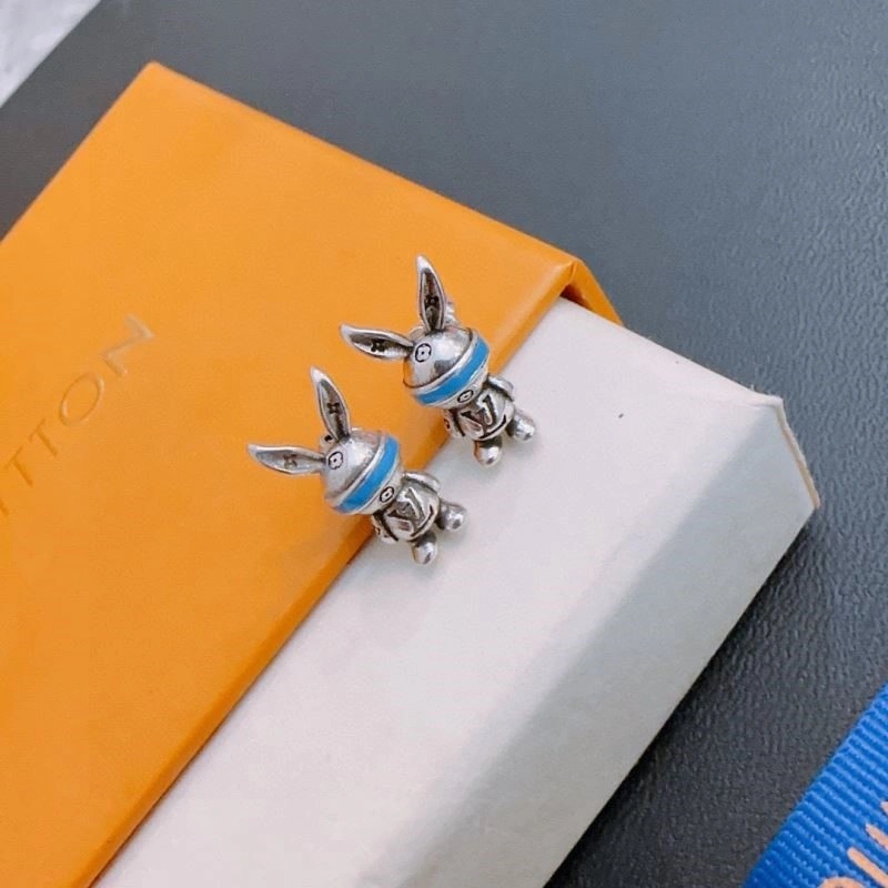 Sophisticated Louis Vuitton Necklaces 249345