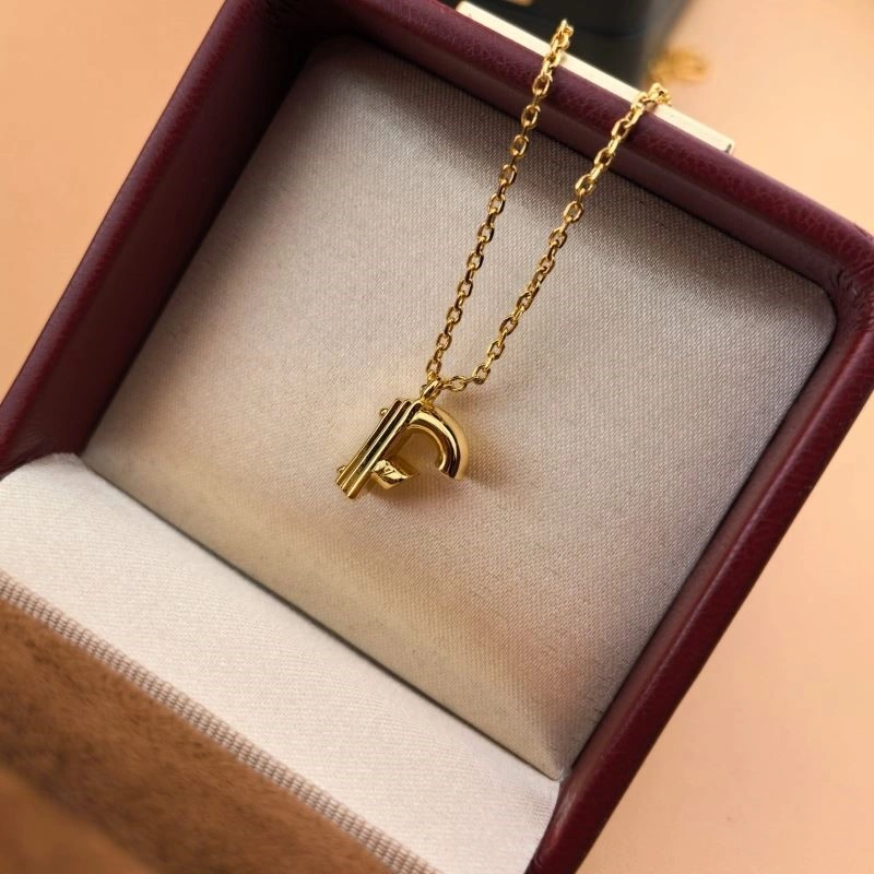 Louis Vuitton Necklaces OnTrend 249343