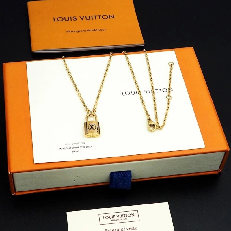 Louis Vuitton Necklaces SmoothTexture 249326
