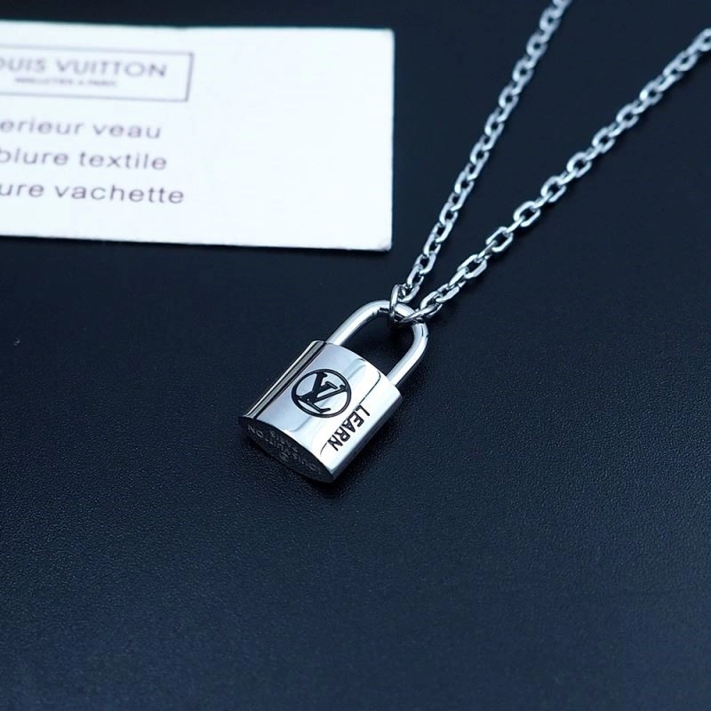 Trendy Louis Vuitton Necklaces 249324