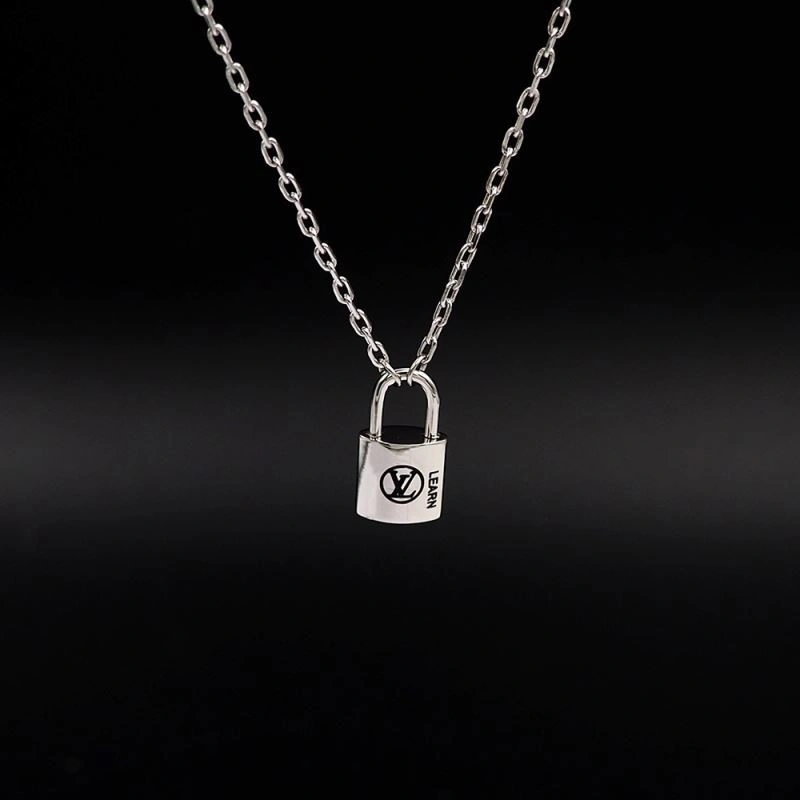 Trendy Louis Vuitton Necklaces 249324