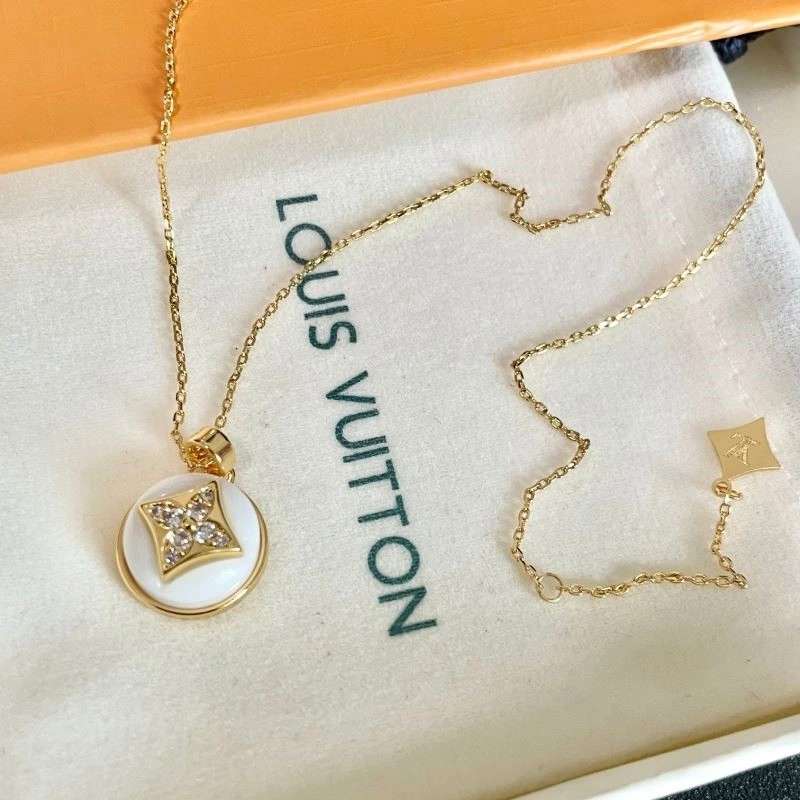 Louis Vuitton Necklaces TravelReady 249337