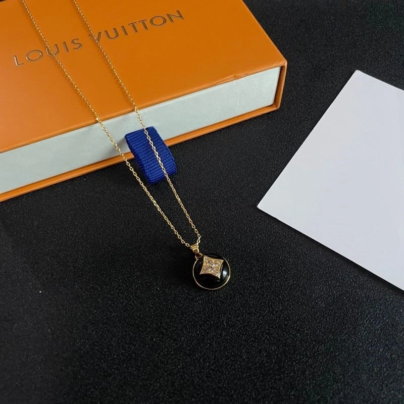 Louis Vuitton Necklaces WeatherProof 249317