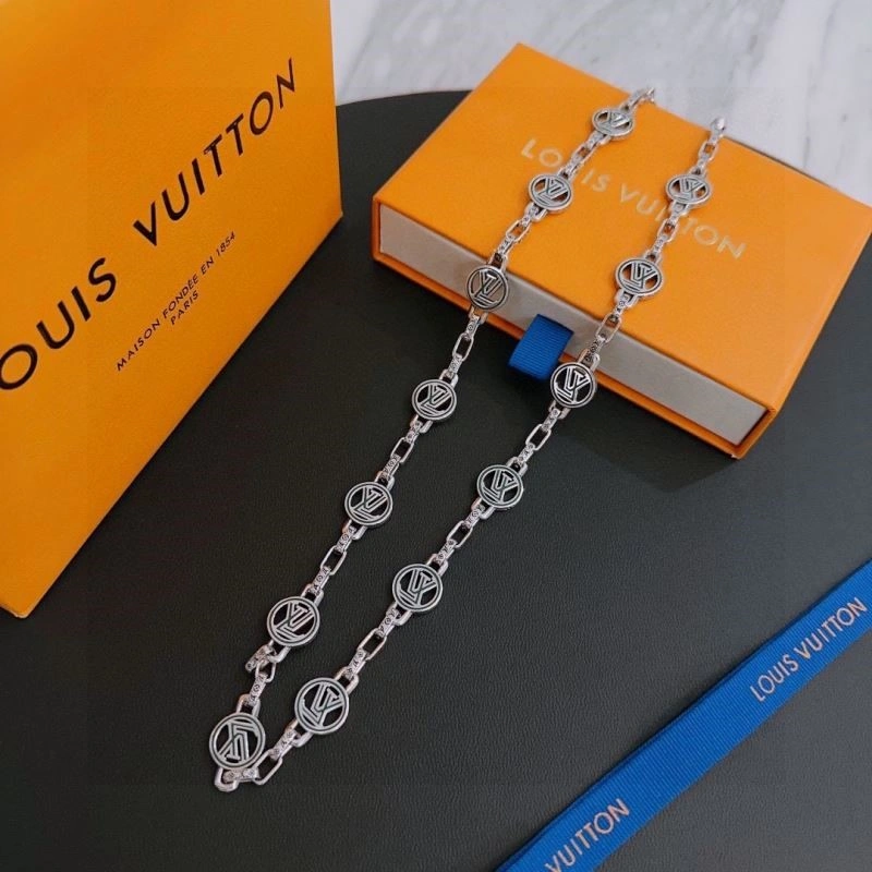 Louis Vuitton Necklaces GoAnywhere 249333