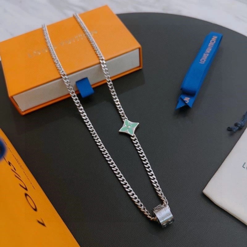 RelaxedFit Louis Vuitton Necklaces 249340