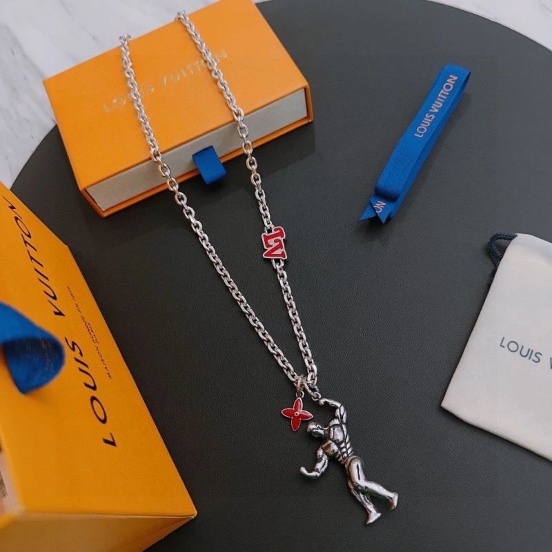 Louis Vuitton Necklaces Sporty 249328