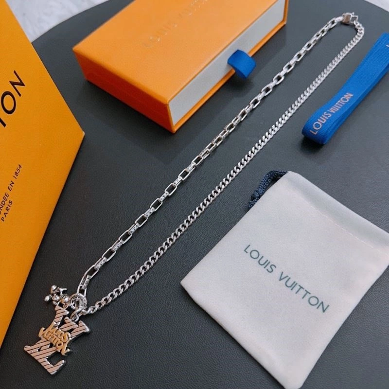 Sustainable Louis Vuitton Necklaces 249323