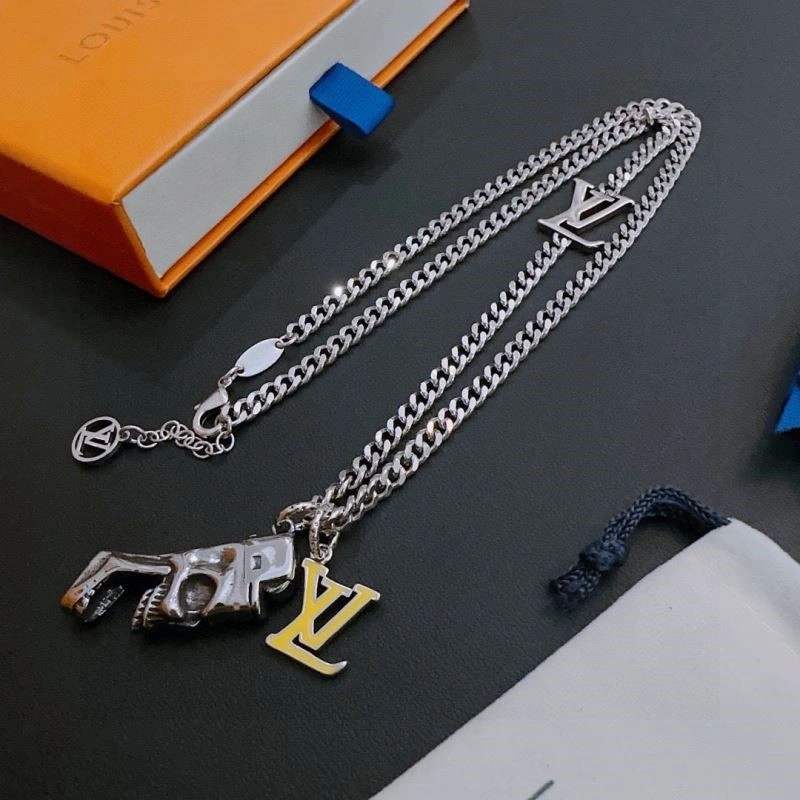 MultiPurpose Louis Vuitton Necklaces 249322