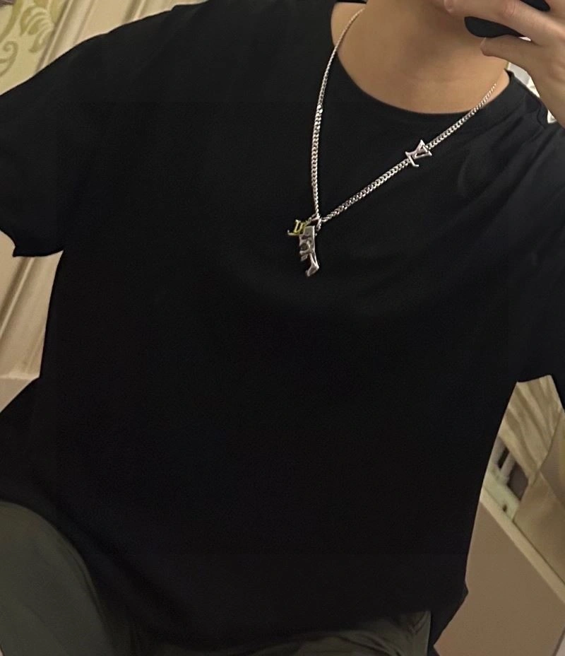 MultiPurpose Louis Vuitton Necklaces 249322