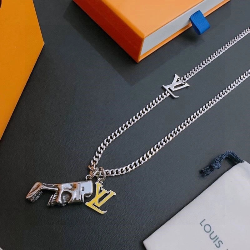 MultiPurpose Louis Vuitton Necklaces 249322