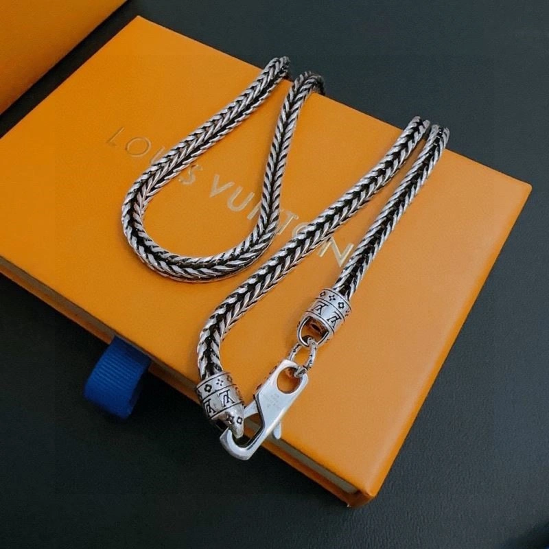 Louis Vuitton Necklaces Bold 249315