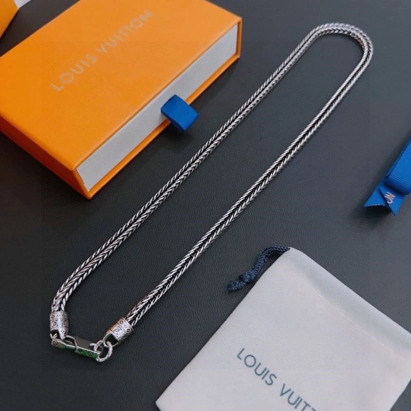 Louis Vuitton Necklaces Bold 249315