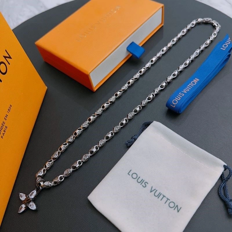 Louis Vuitton Necklaces Comfortable 249336