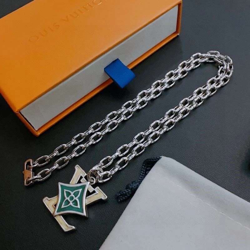 OnTrend Louis Vuitton Necklaces 249329