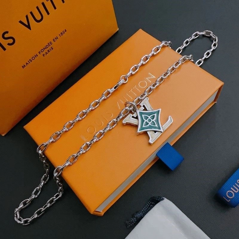 OnTrend Louis Vuitton Necklaces 249329