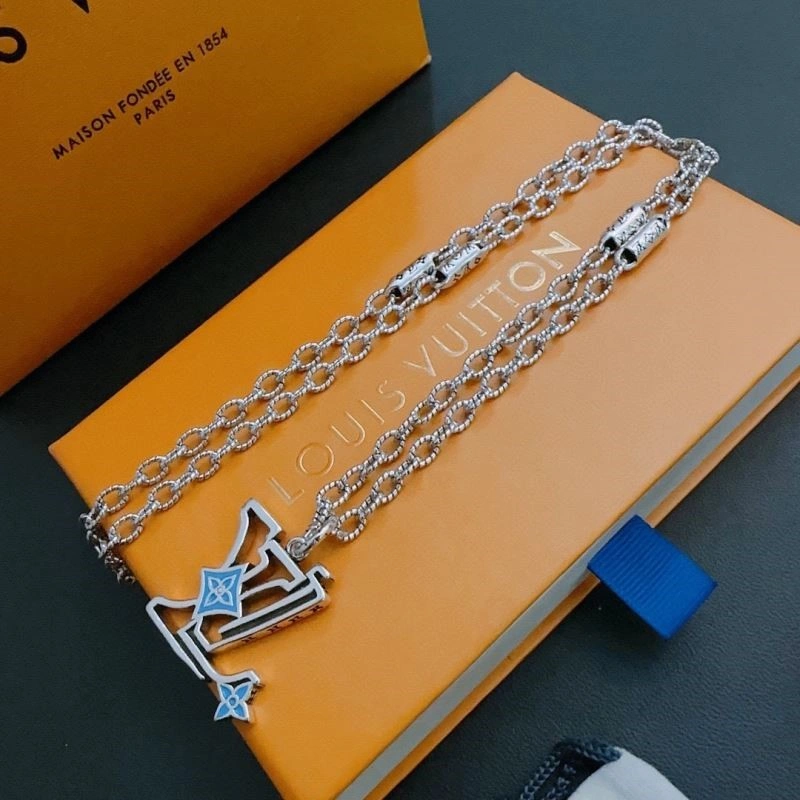 SunProtective Louis Vuitton Necklaces 249338
