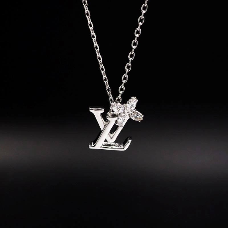 Louis Vuitton Necklaces OnTrend 249341