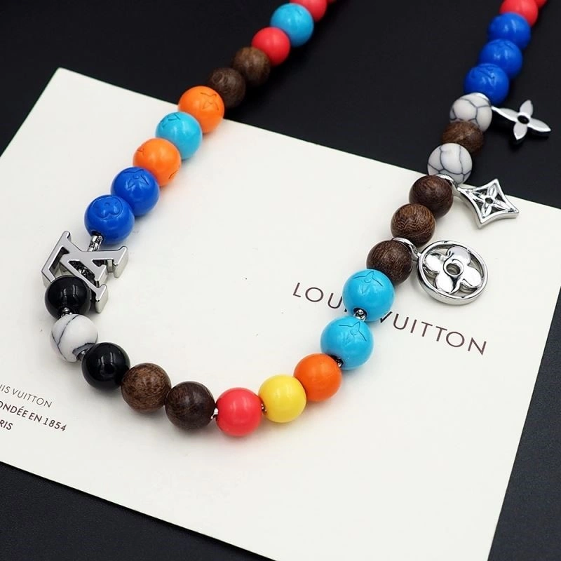 Elegant Louis Vuitton Necklaces 249342