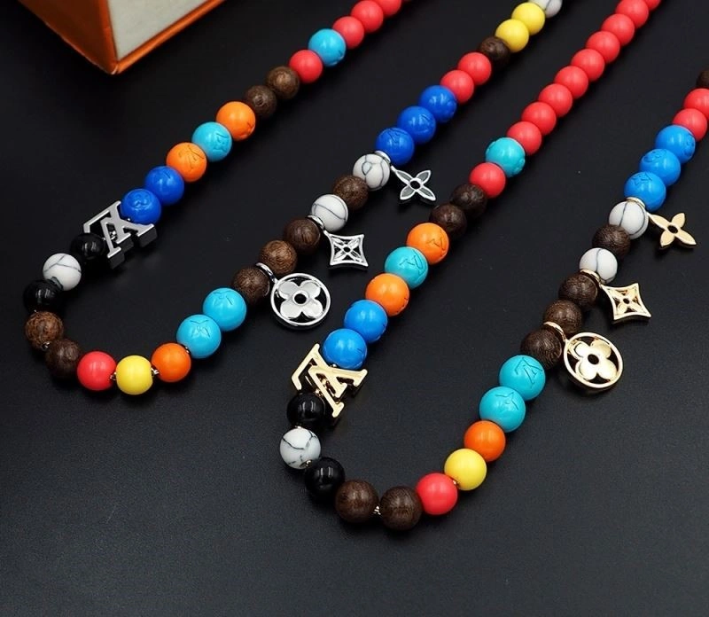 Elegant Louis Vuitton Necklaces 249342
