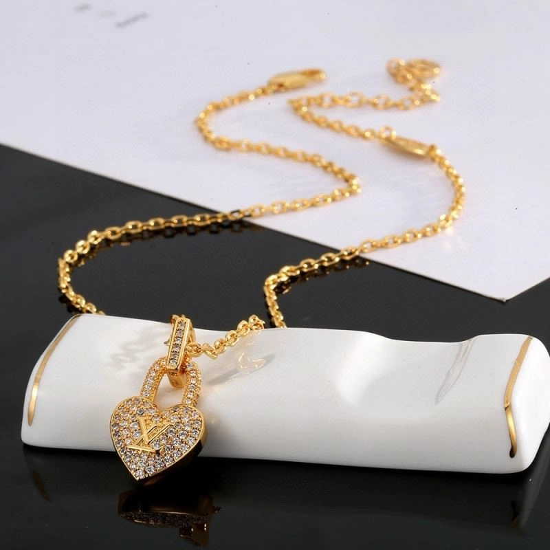 Refined Louis Vuitton Necklaces 249312