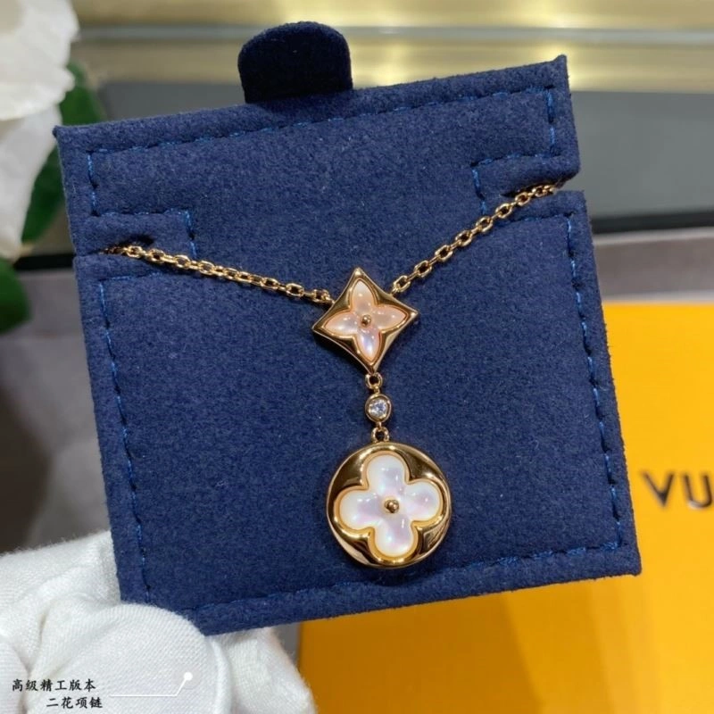 Trendy Louis Vuitton Necklaces 249332